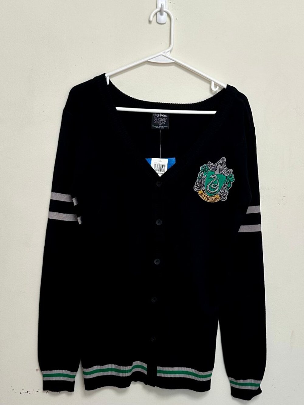 Harry Potter Slytherin Cardigan Sweater NWT Size Medium